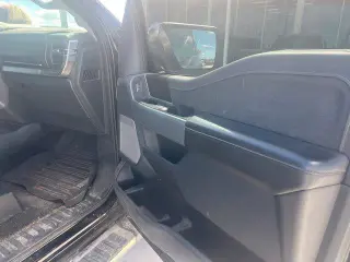 Ford F-150 2023 4x4 Lariat 4dr SuperCrew 6.5 ft. SB