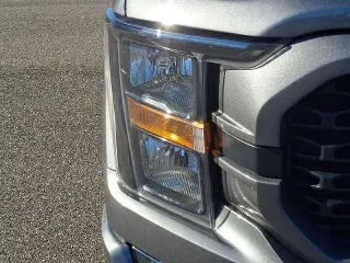 Ford F-150 2023 4x4 XL 4dr SuperCrew 5.5 ft. SB