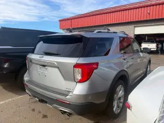 Ford Explorer 2024 AWD Platinum 4dr SUV