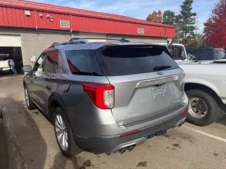 Ford Explorer 2024 AWD Platinum 4dr SUV