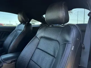 Ford Mustang 2021 EcoBoost Premium 2d Fastback