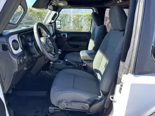 Jeep Wrangler 2025 4x4 Willys 2 puertas SUV