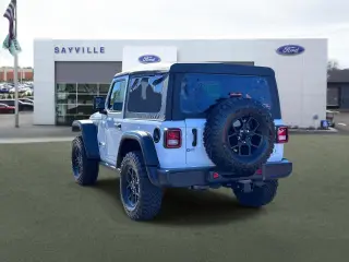 Jeep Wrangler 2025 4x4 Willys 2 puertas SUV