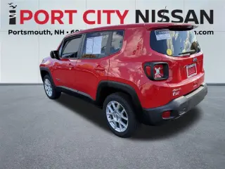 Jeep Renegade 2023 4x4 Latitude 4dr SUV
