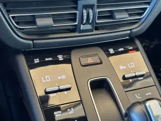 Porsche Macan 2023 AWD T 4dr SUV