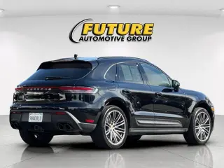Porsche Macan 2023 AWD T 4dr SUV