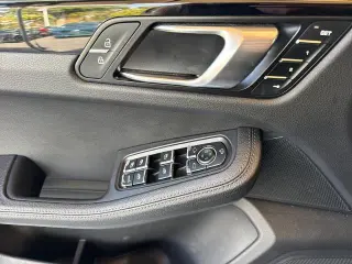 Porsche Macan 2023 AWD T 4dr SUV