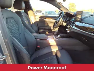 Sedán BMW 5 Series 2023 AWD 530i xDrive 4dr