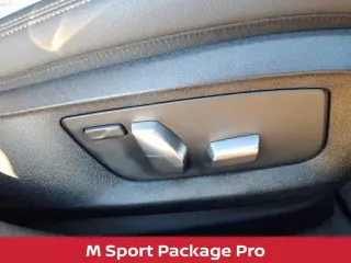 Sedán BMW 5 Series 2023 AWD 530i xDrive 4dr