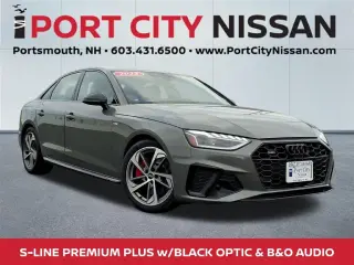 Audi A4 2023 AWD quattro S line Premium Plus 45 TFSI 4dr Sedán