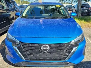 Nissan Sentra 2025 SV 4dr Sedán