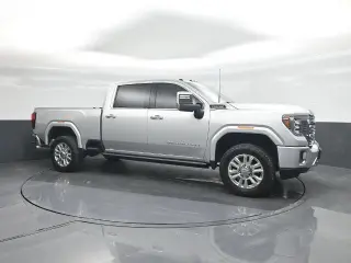 GMC Sierra 2500HD 2022 4x4 Denali 4dr Crew Cab SB