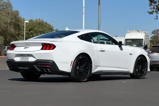 Ford Mustang 2026 GT 2d Fastback