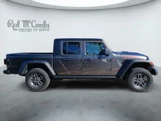 Jeep Gladiator 2026 4x4 Mojave 4dr Crew Cab 5.0 ft. SB