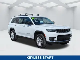 Jeep Grand Cherokee L 2023 4x4 Laredo SUV 4 puertas