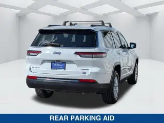 Jeep Grand Cherokee L 2023 4x4 Laredo SUV 4 puertas