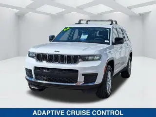 Jeep Grand Cherokee L 2023 4x4 Laredo SUV 4 puertas
