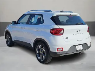 Hyundai VENUE 2025 SEL 4dr Crossover