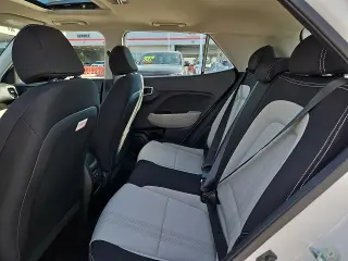 Hyundai VENUE 2025 SEL 4dr Crossover