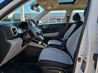 Hyundai VENUE 2025 SEL 4dr Crossover