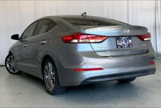 Hyundai ELANTRA 2017 SE 4dr Sedán 6M