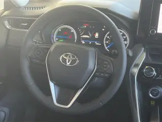 Toyota Venza 2023 AWD LE 4dr Crossover