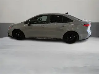Toyota Corolla 2022 SE Nightshade Edition Sedán 4 puertas
