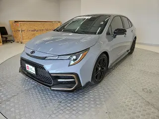 Toyota Corolla 2022 SE Nightshade Edition Sedán 4 puertas