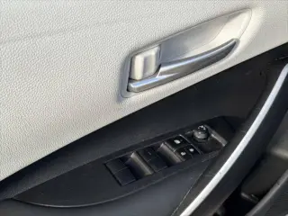 Toyota Corolla 2025 SE Sedán 4 puertas