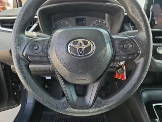 Toyota Corolla 2025 LE 4dr Sedán