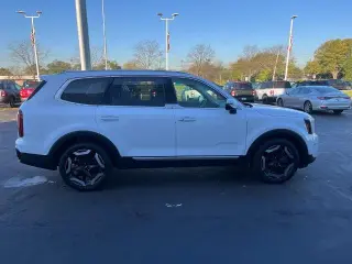 Kia Telluride 2024 AWD S 4dr SUV