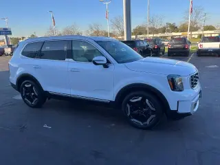 Kia Telluride 2024 AWD S 4dr SUV