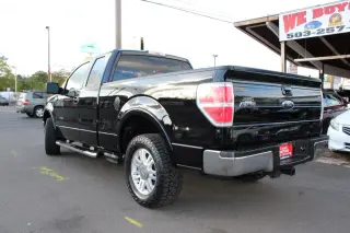 2009 Ford F-150 4WD SuperCab 145" Lariat