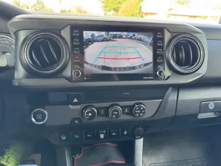 2020 Toyota Tacoma 2WD SR5 Double Cab 5' Bed V6 AT (Natl)