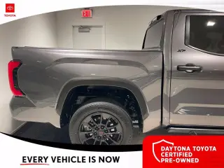 Toyota Tundra 2025 4x4 SR5 4dr CrewMax Cab Pickup SB