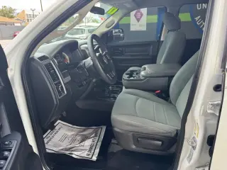 2017 RAM 2500 Tradesman 4x4 Crew Cab 8' Box