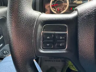 2017 RAM 2500 Tradesman 4x4 Crew Cab 8' Box