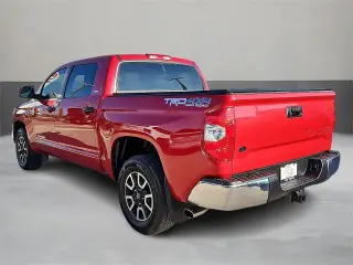 Toyota Tundra 2016 4x4 TRD Pro 4dr CrewMax Cab Pickup SB (5.7L V8 FFV)