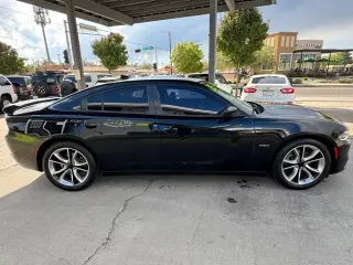 2015 Dodge Charger 4dr Sdn RT RWD