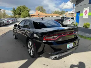 2015 Dodge Charger 4dr Sdn RT RWD