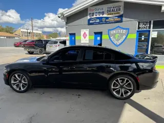 2015 Dodge Charger 4dr Sdn RT RWD