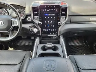 Ram 1500 2021 4x4 Laramie 4dr Crew Cab 5.6 ft. SB Pickup