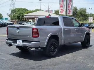 Ram 1500 2021 4x4 Laramie 4dr Crew Cab 5.6 ft. SB Pickup