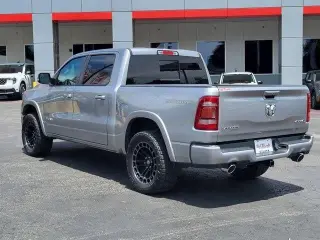 Ram 1500 2021 4x4 Laramie 4dr Crew Cab 5.6 ft. SB Pickup