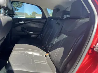 2014 Ford Focus 5dr HB Titanium