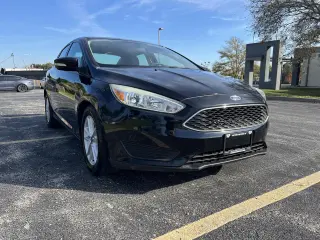 2017 Ford Focus SE Sedan