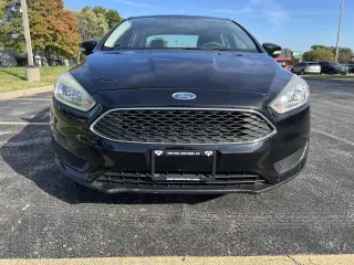 2017 Ford Focus SE Sedan