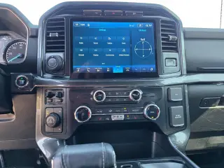 2022 Ford F-150 XLT 4WD SuperCrew 5.5' Box