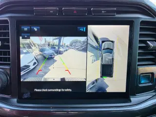 2022 Ford F-150 XLT 4WD SuperCrew 5.5' Box