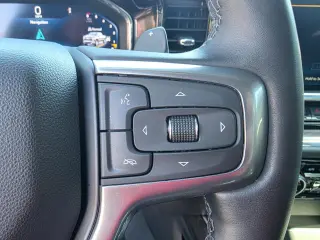 2024 Chevrolet Silverado 1500 LTZ Crew Cab 4WD